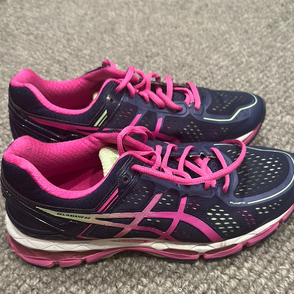 Asics Pink and Blue gel kayano 22, worn only once, no flaws.